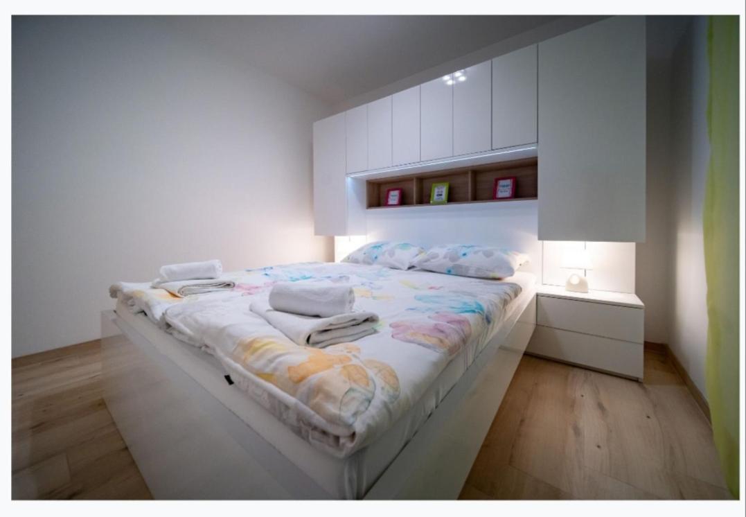 Apartments Arbis โลปาร์ ห้อง รูปภาพ